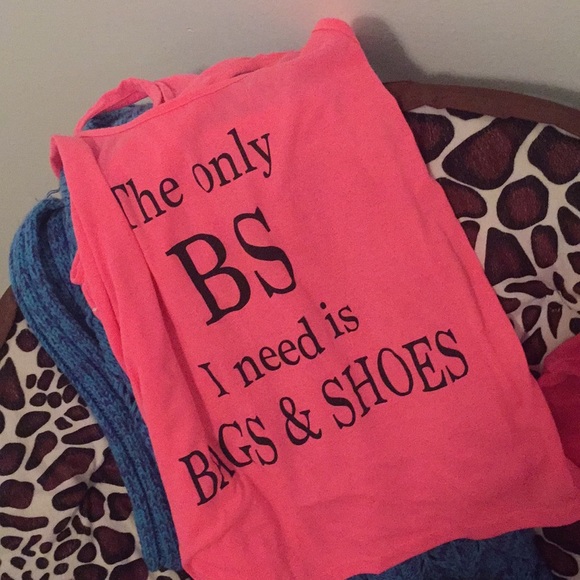 Clothes for sale! Will negotiate price if needed. - Picture 6 of 7